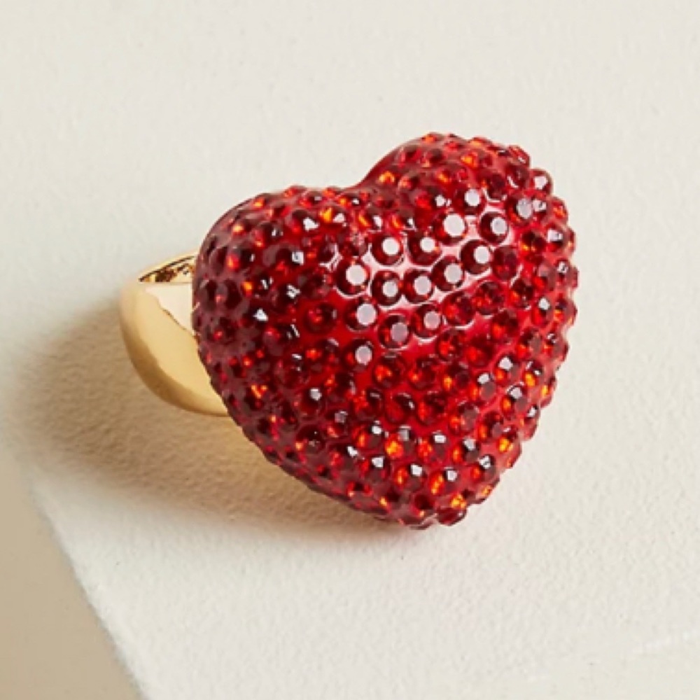 🆕 ❤️ Red Heart Statement Ring Size 9 Gold NWT Torrid New!